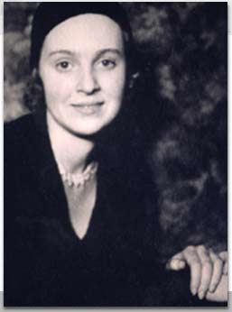 Marie-Claude Vaillant-Couturier, déportée le 24 janvier 1943 à Auschwitz, libérée et rentrée en France en 1945  (FNDIRP, fond Vaillant-Couturier)