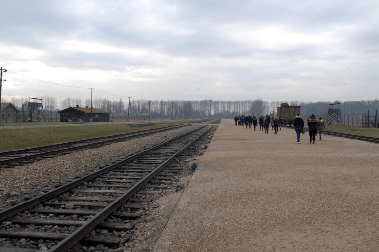 Voyage Auschwitz Public 2027 : une journée de mémoire